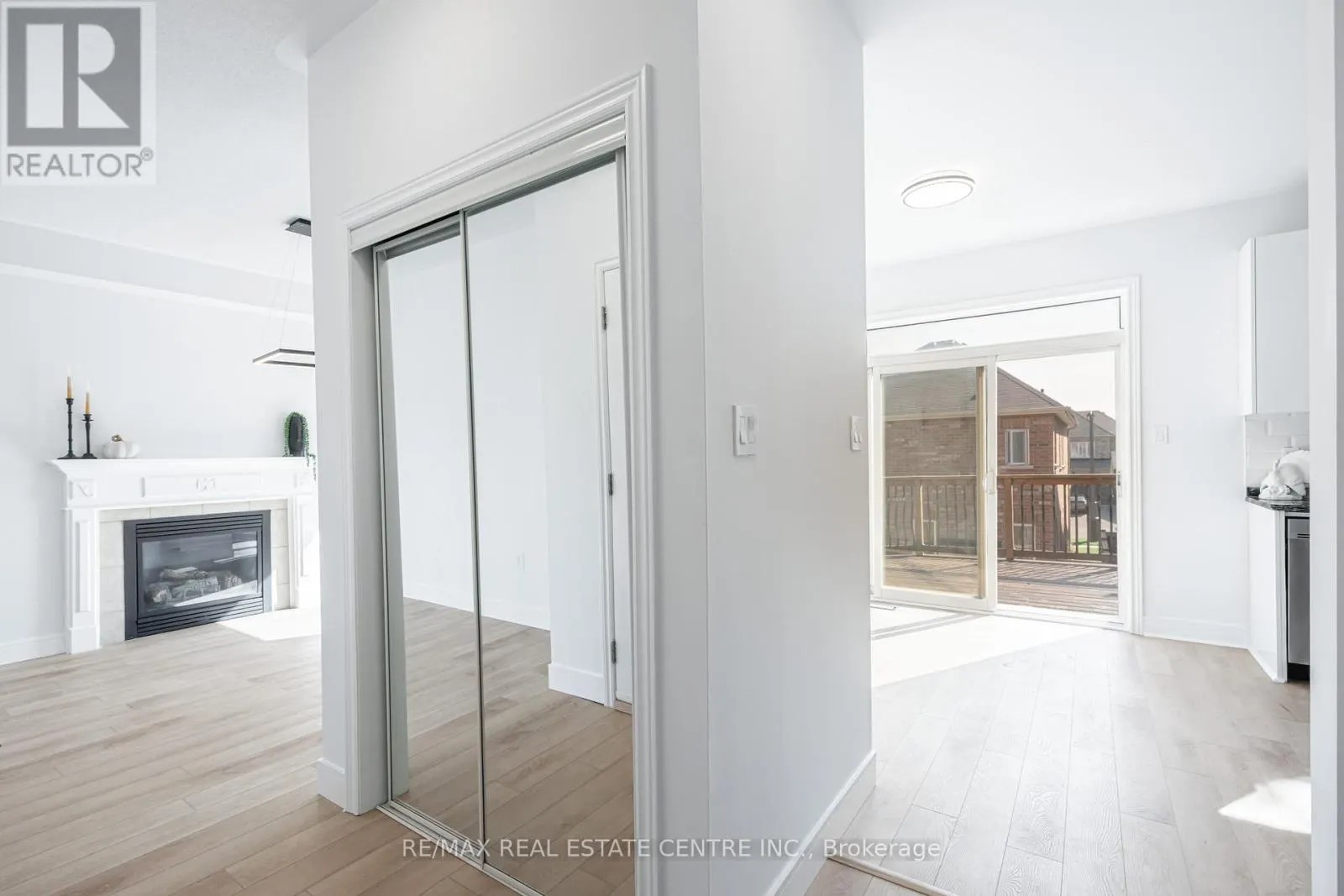 25 BACHE AVENUE