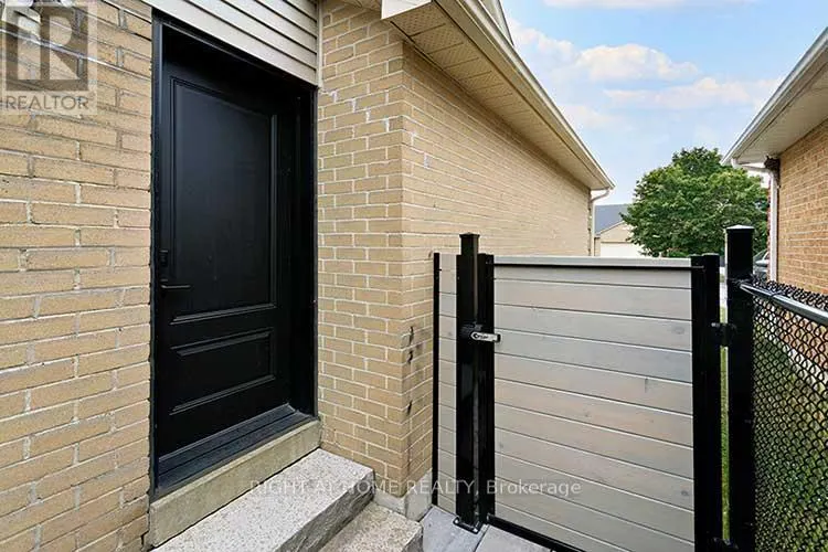 413 MATHEWS COURT