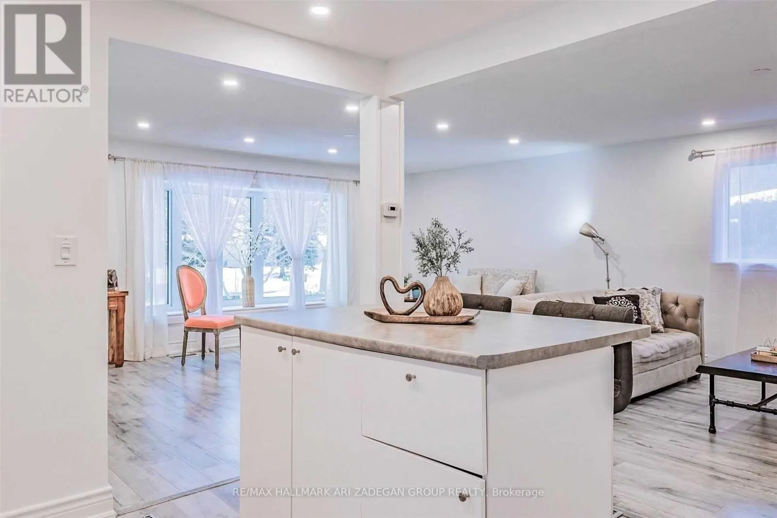 MAIN - 133 ORCHARD HEIGHTS BOULEVARD