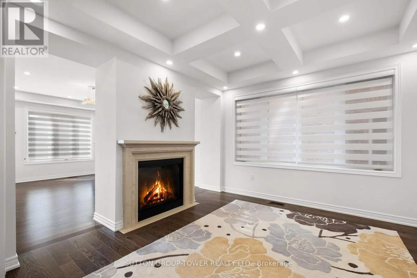 10 ALISTAIR CRESCENT