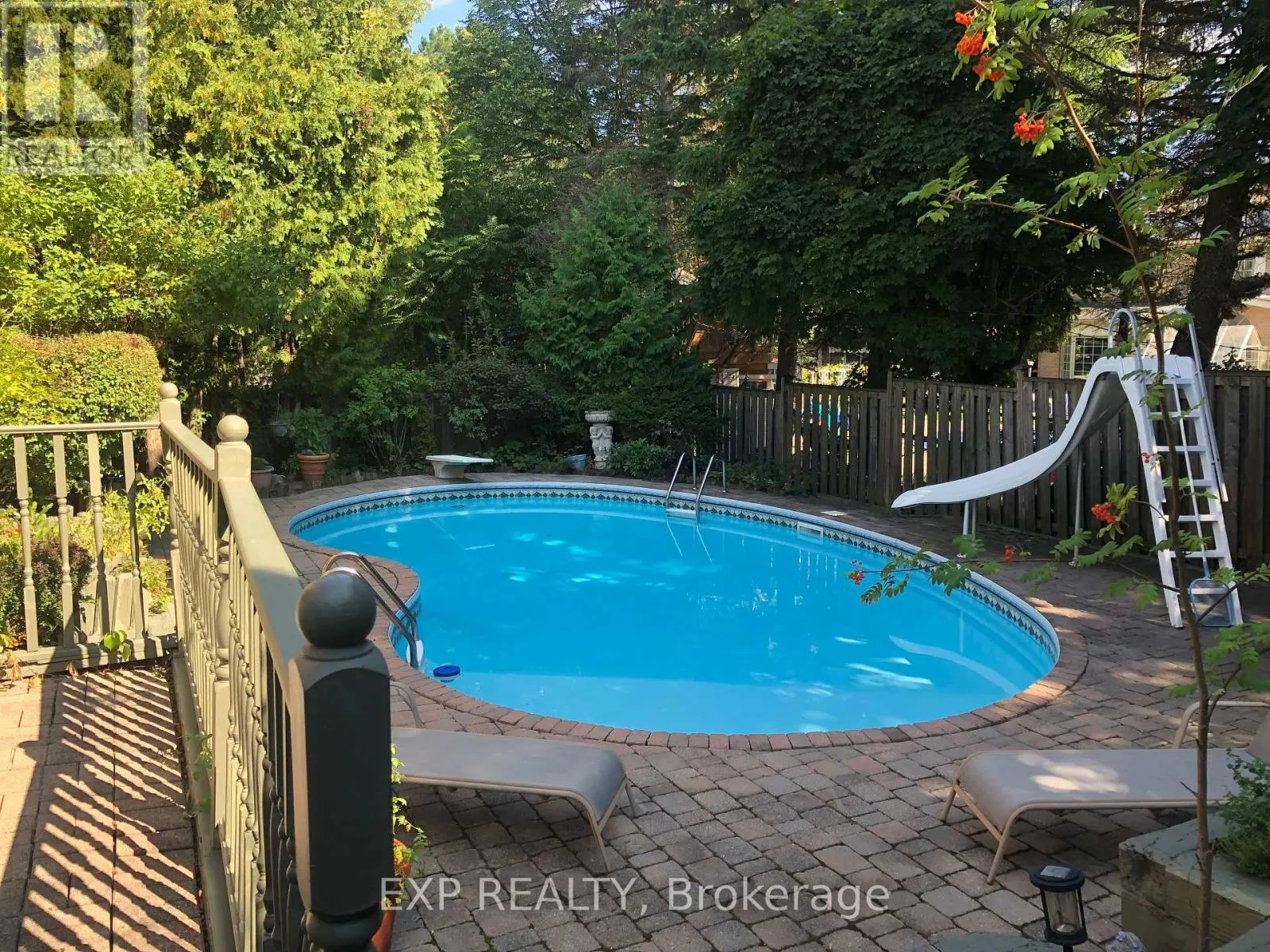 23 BRIARWOOD ROAD
