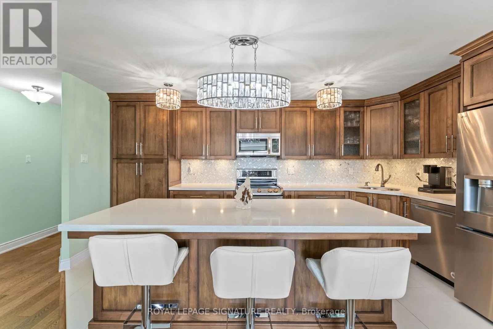 1007 - 250 DAVIS DRIVE