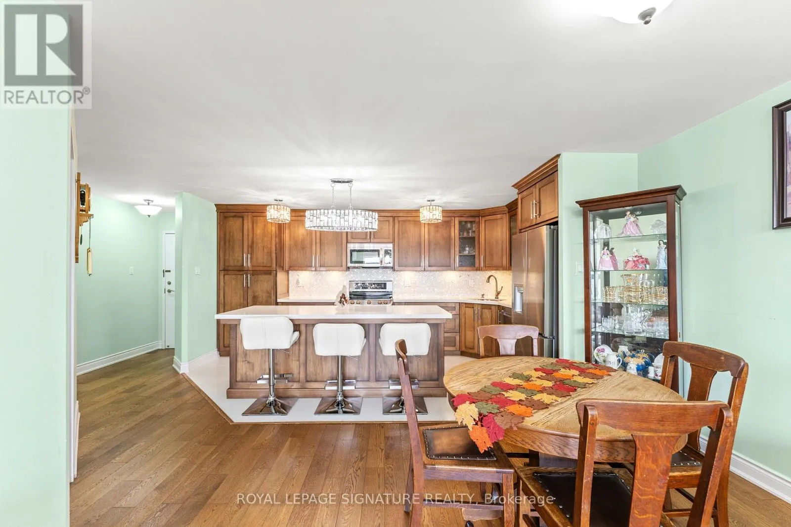 1007 - 250 DAVIS DRIVE