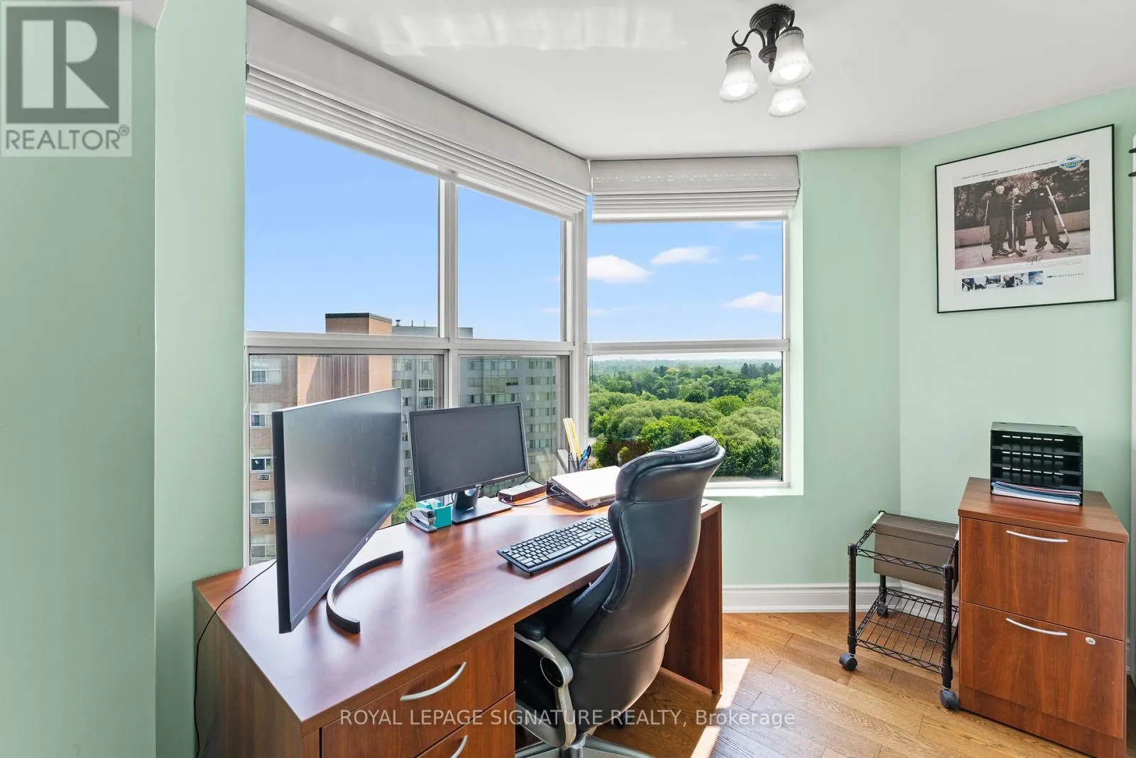 1007 - 250 DAVIS DRIVE