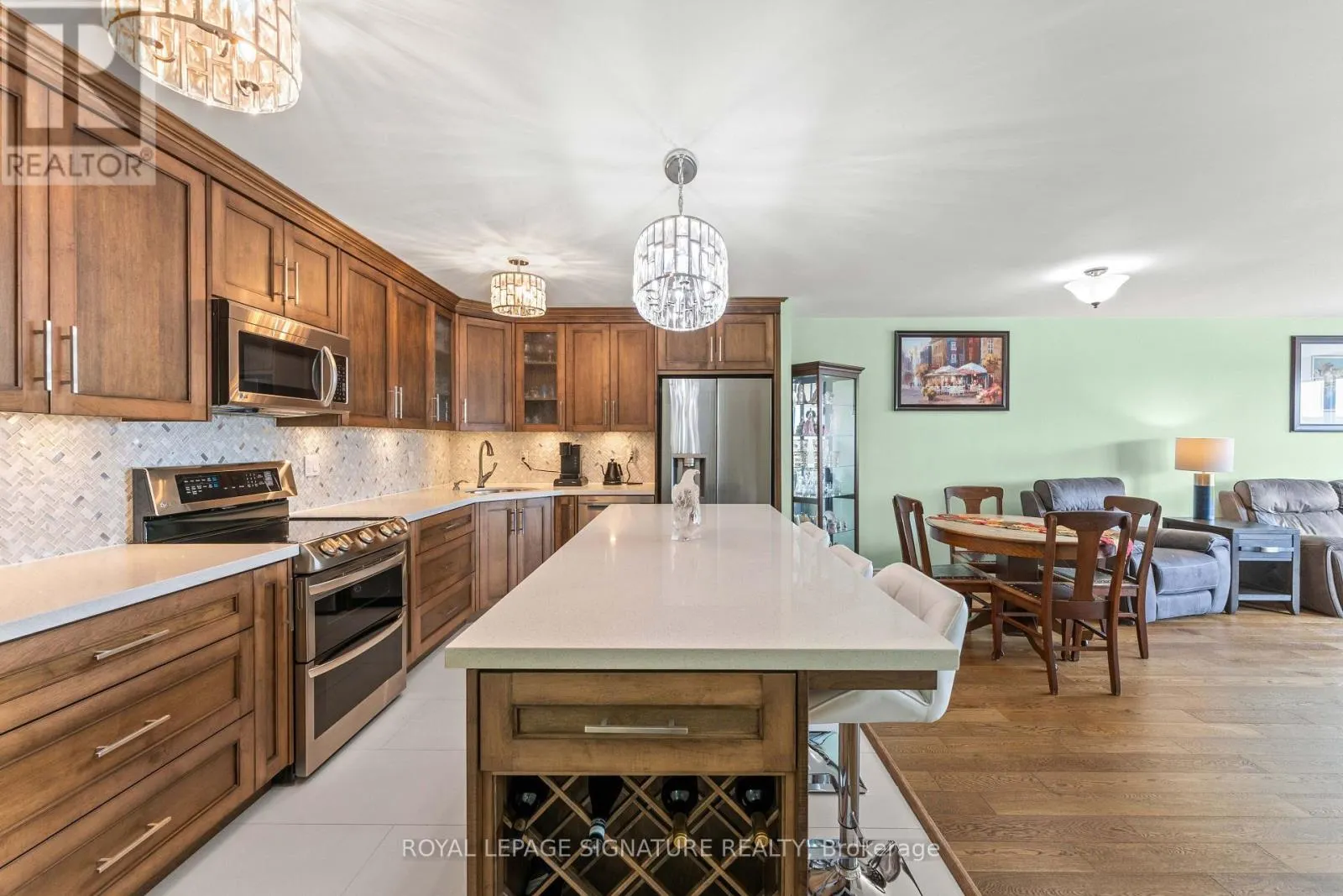 1007 - 250 DAVIS DRIVE