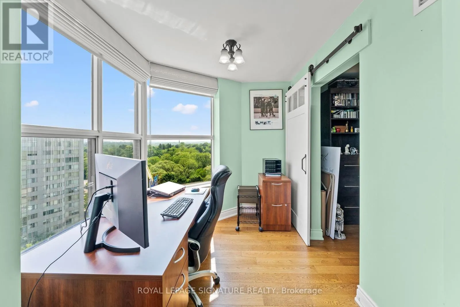 1007 - 250 DAVIS DRIVE