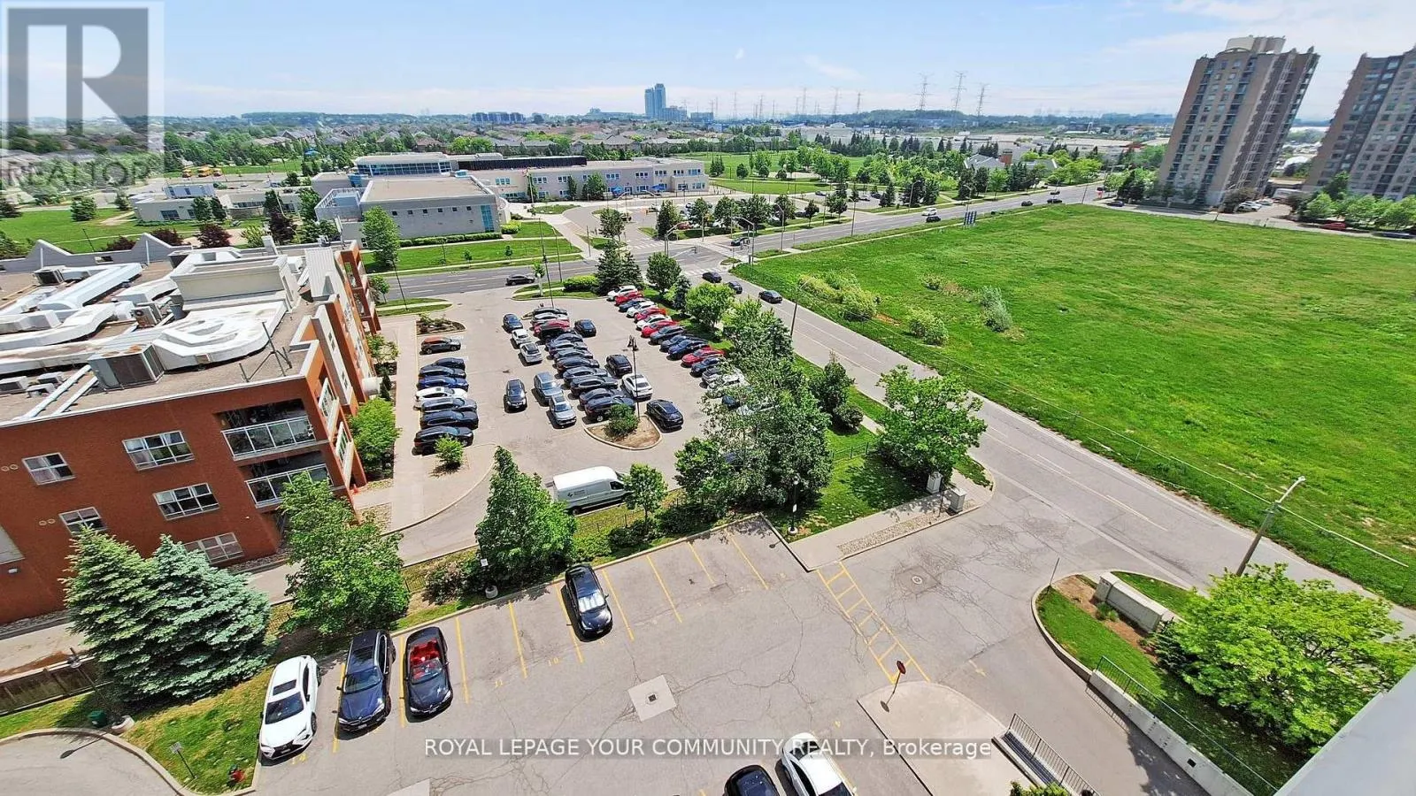 1005 - 185 ONEIDA CRESCENT