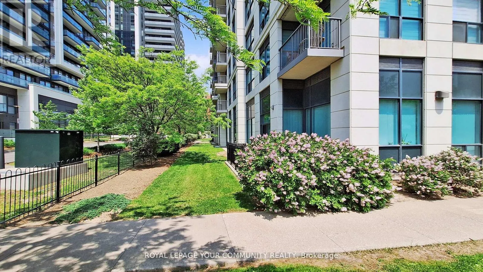 1005 - 185 ONEIDA CRESCENT