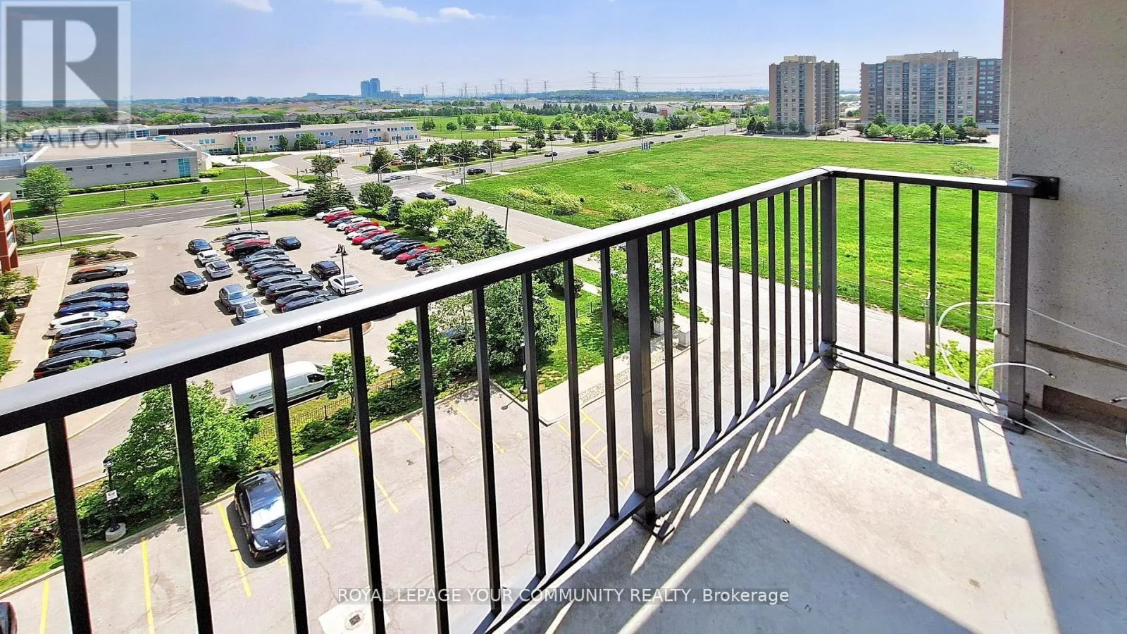 1005 - 185 ONEIDA CRESCENT
