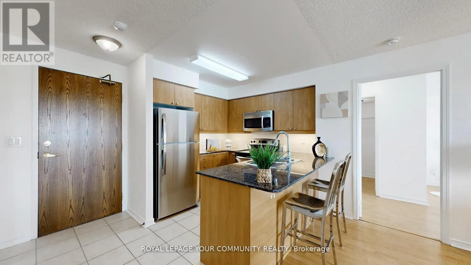 1005 - 185 ONEIDA CRESCENT