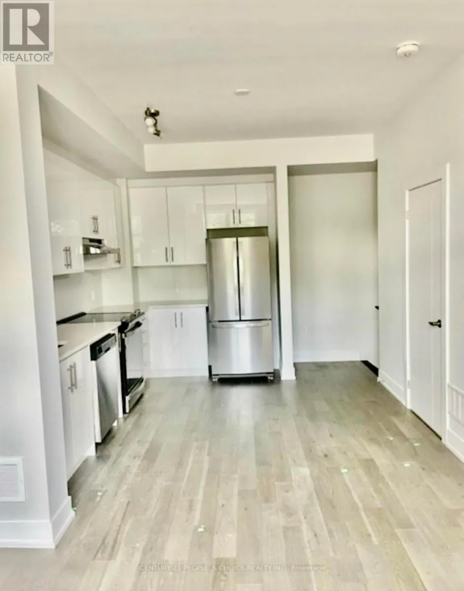 L112 - 9560 ISLINGTON AVENUE E
