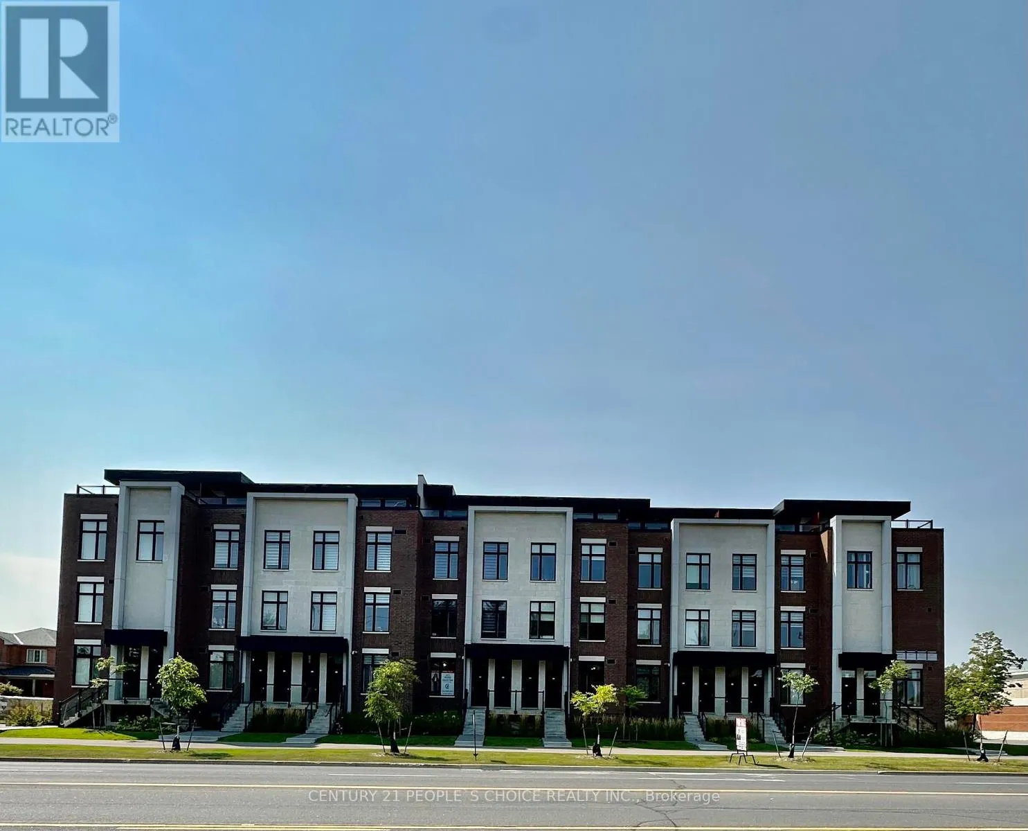 L112 - 9560 ISLINGTON AVENUE E