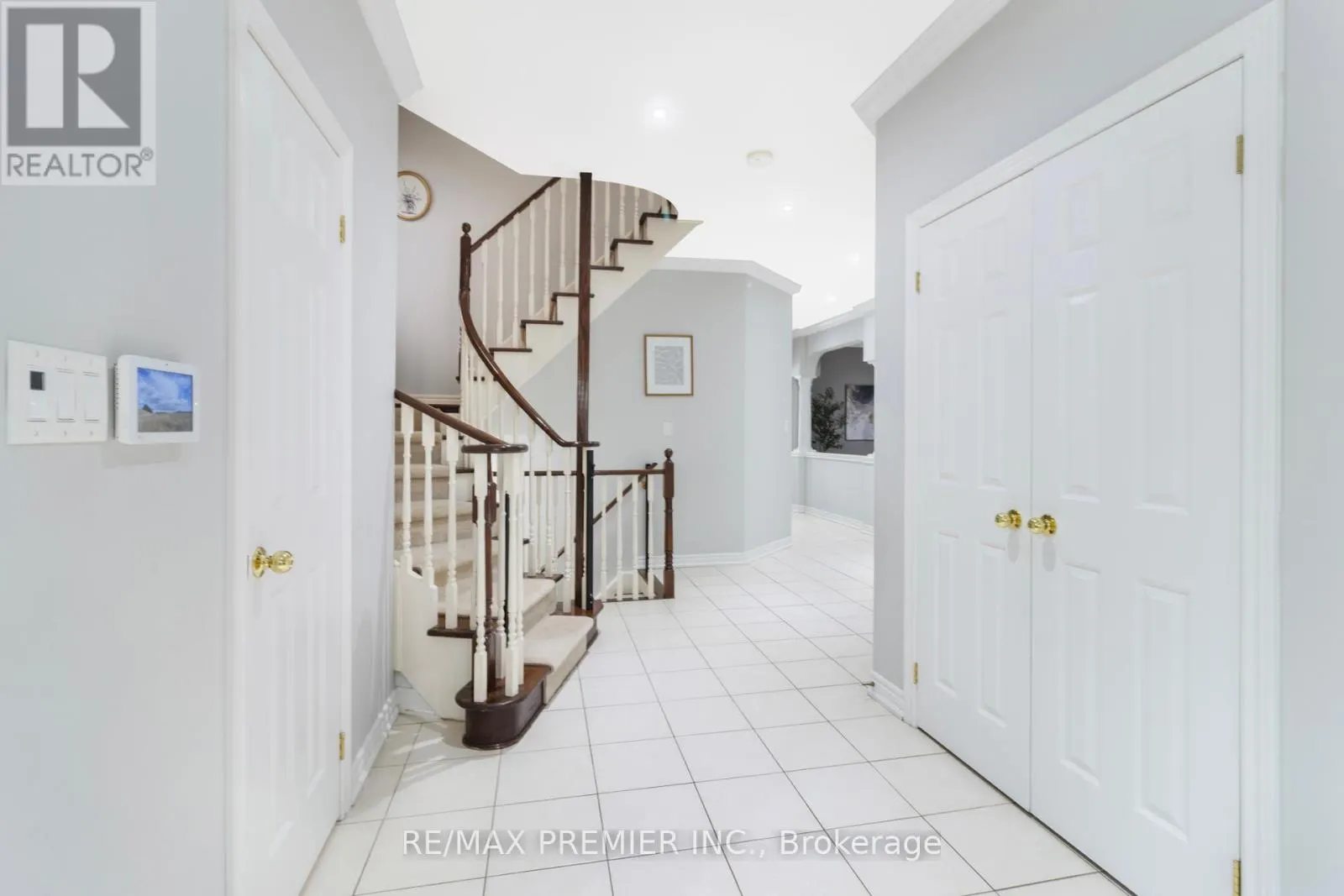 64 LEAMEADOW ROAD