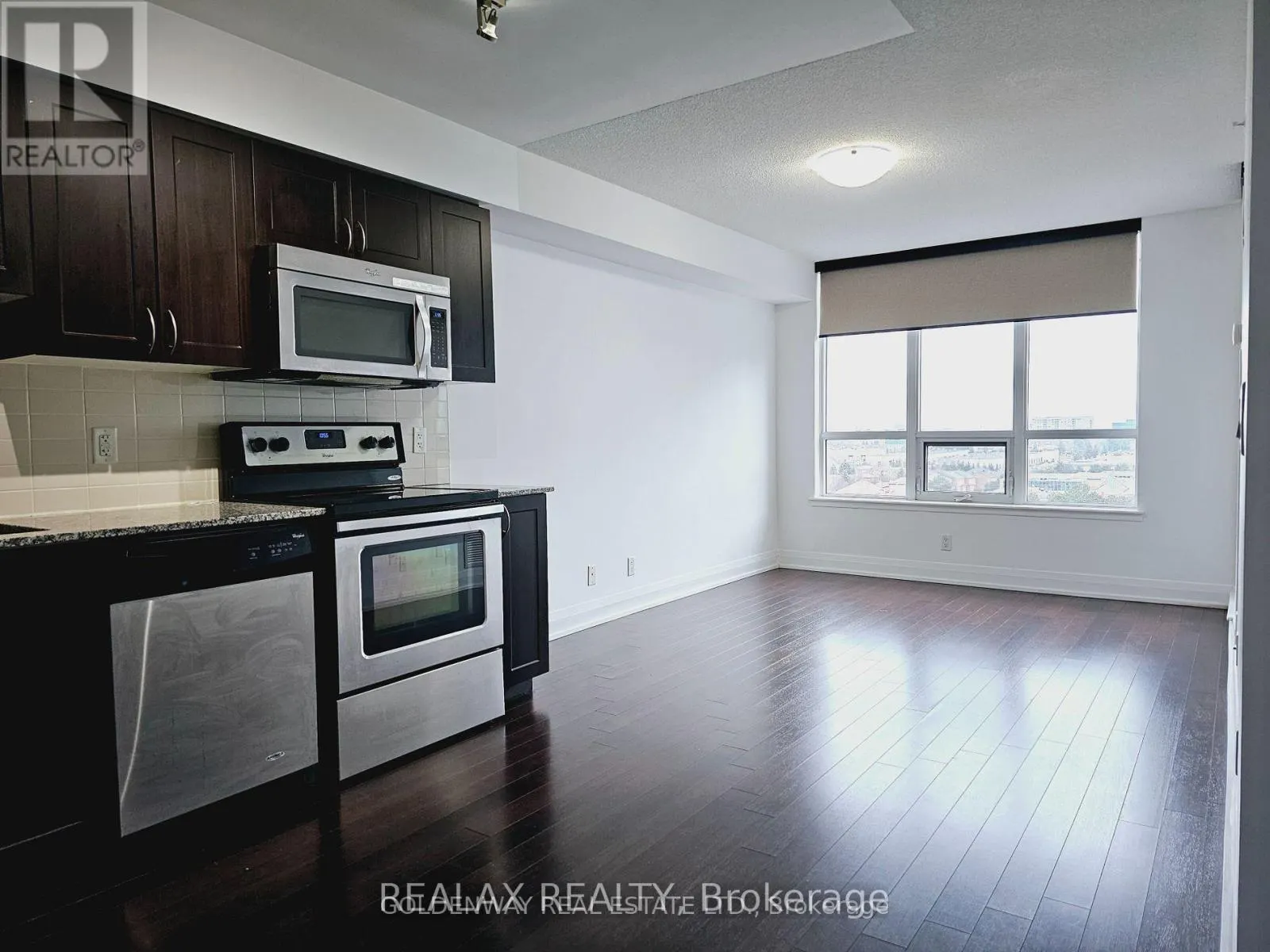 803 - 376 HIGHWAY 7 E