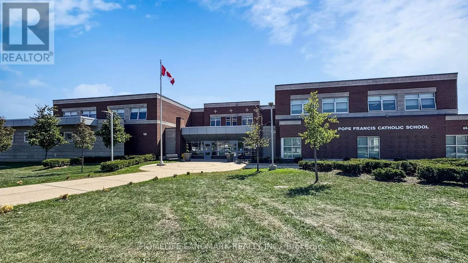 116 PELEE AVENUE