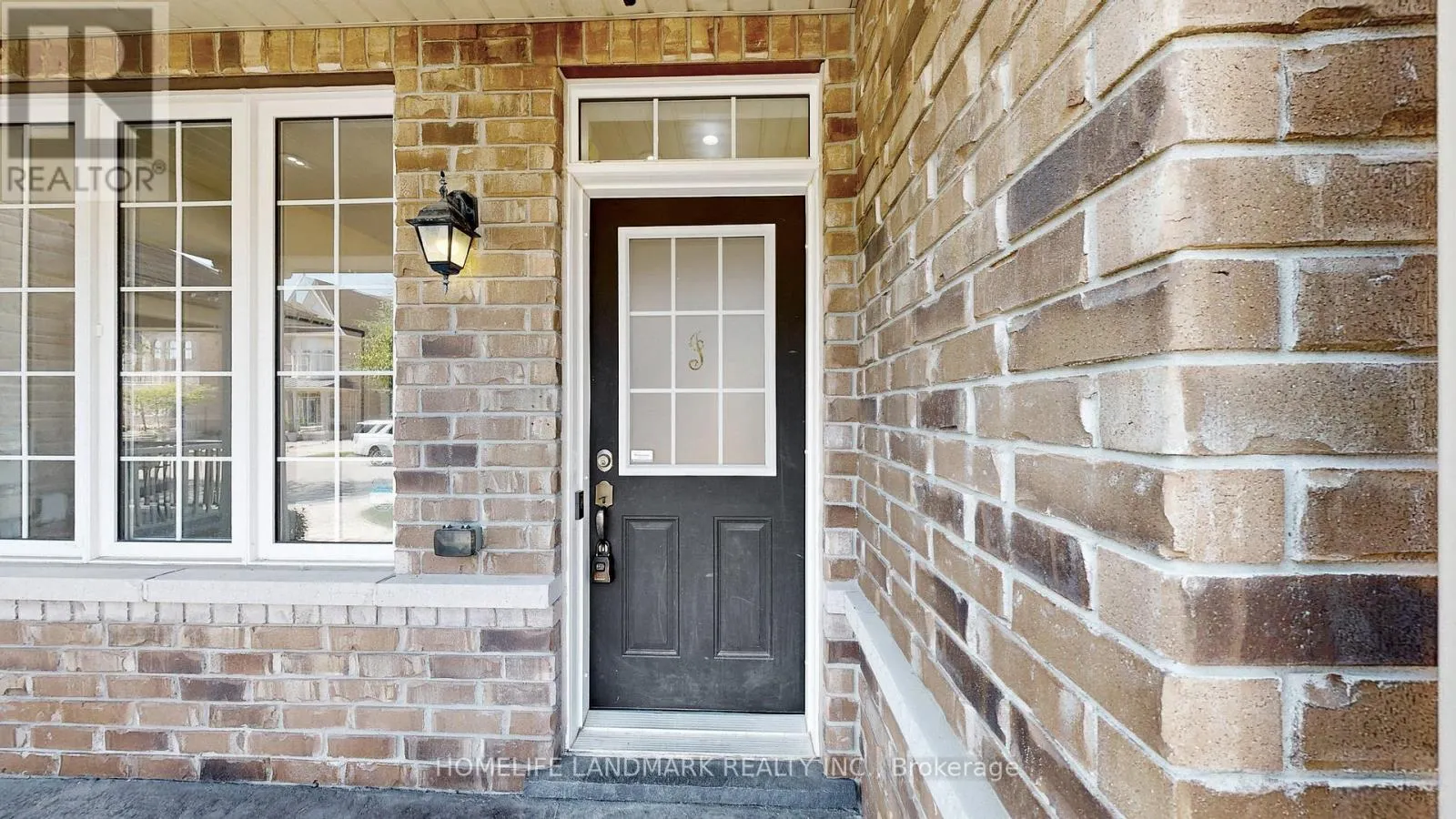 116 PELEE AVENUE