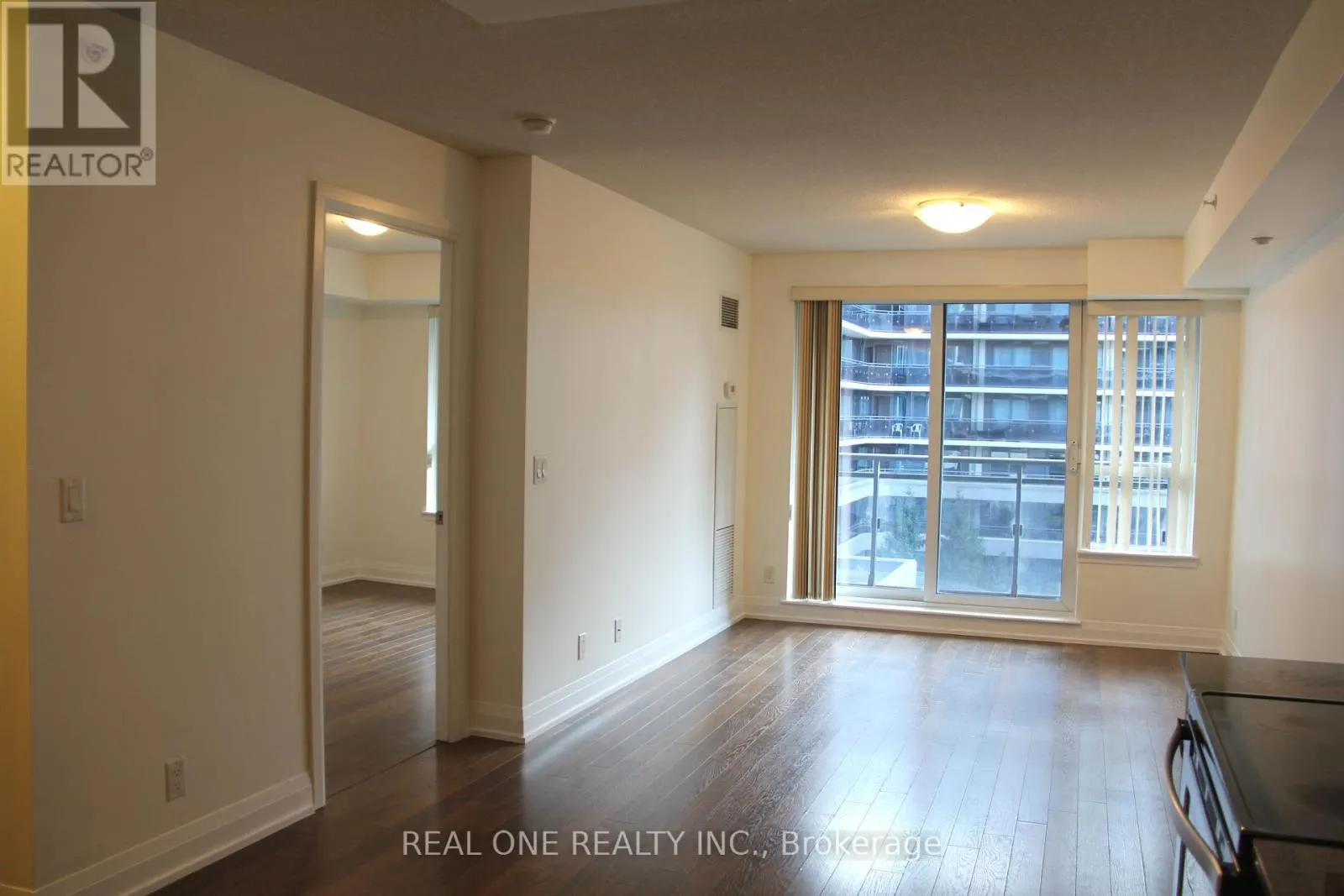 510 - 376 HIGHWAY 7 E