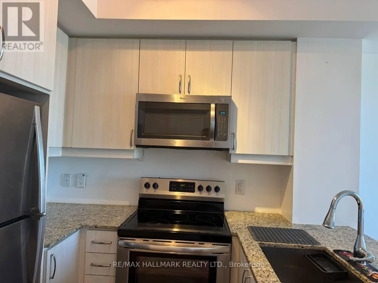 1114 - 9205 YONGE STREET