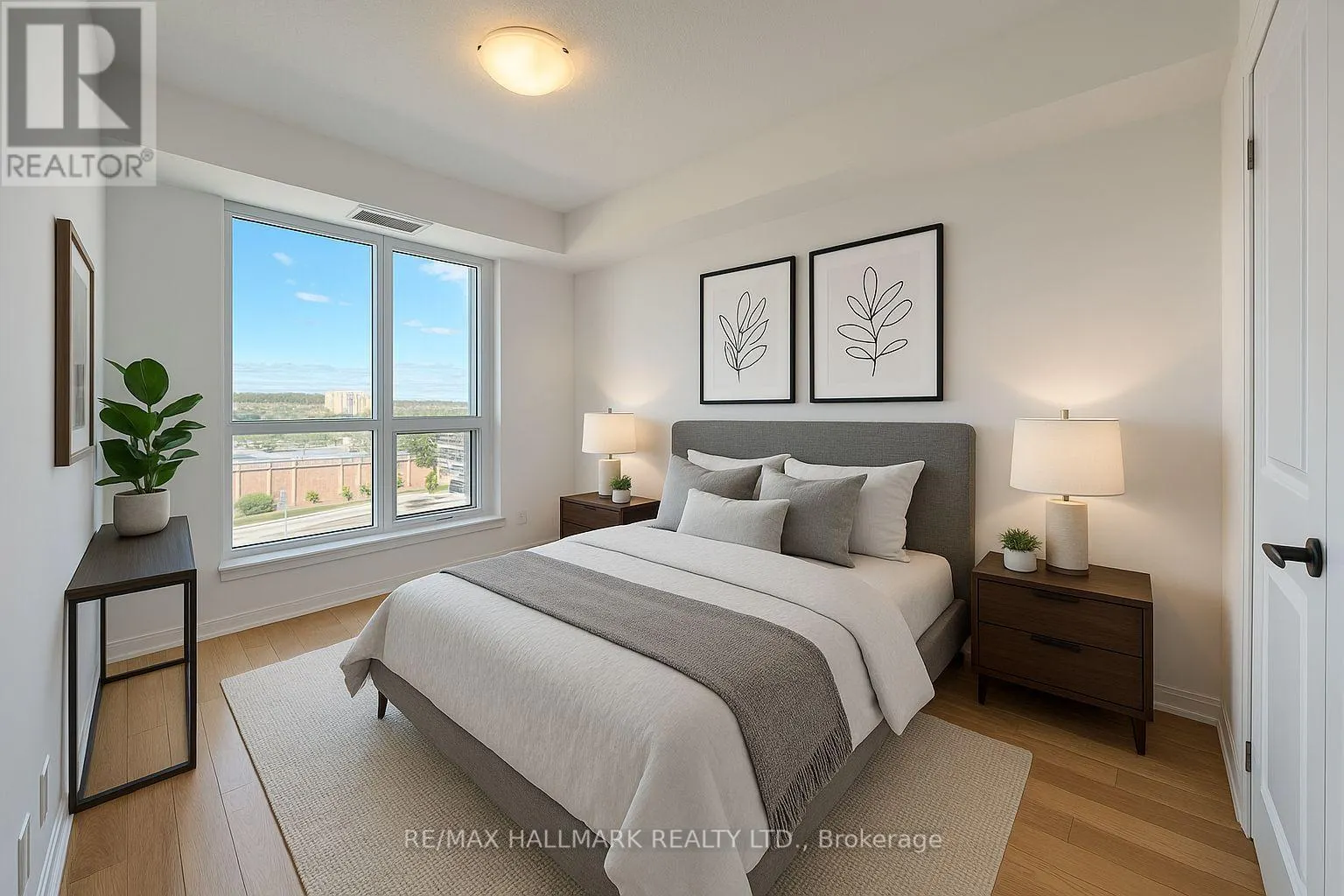 1114 - 9205 YONGE STREET