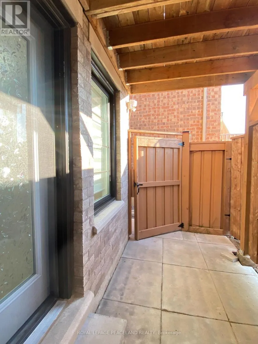 UNIT 2 - 30 MEADOW VISTA CRESCENT