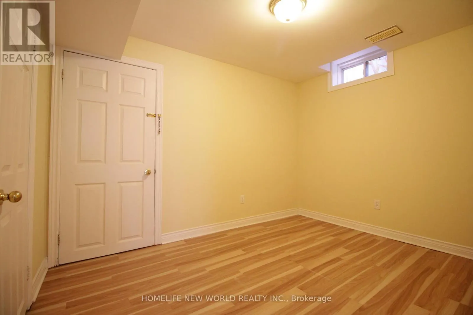 (BSMT) - 62 TOPOROWSKI AVENUE