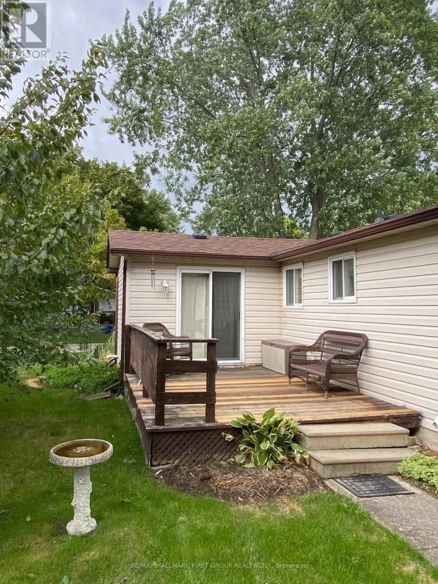 22 BRIARWOOD PLACE