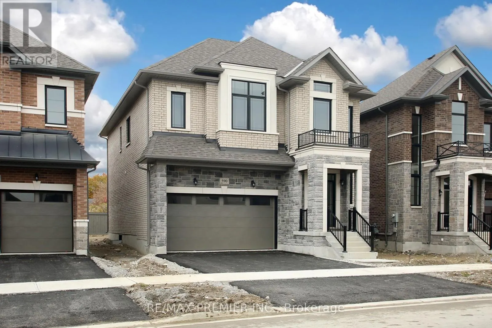 LOWER - 590 KLEINBURG SUMMIT WAY