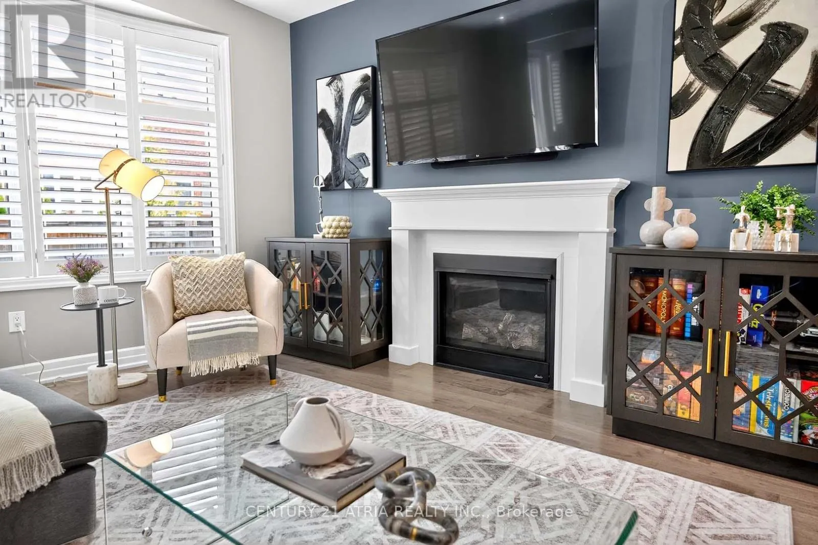 43 NOVAN CRESCENT