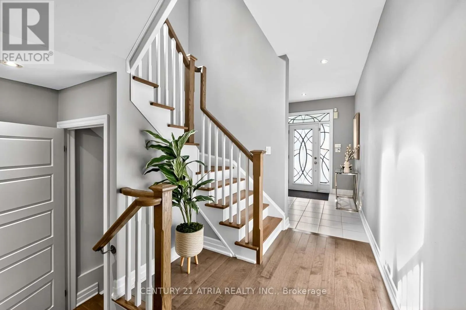 43 NOVAN CRESCENT