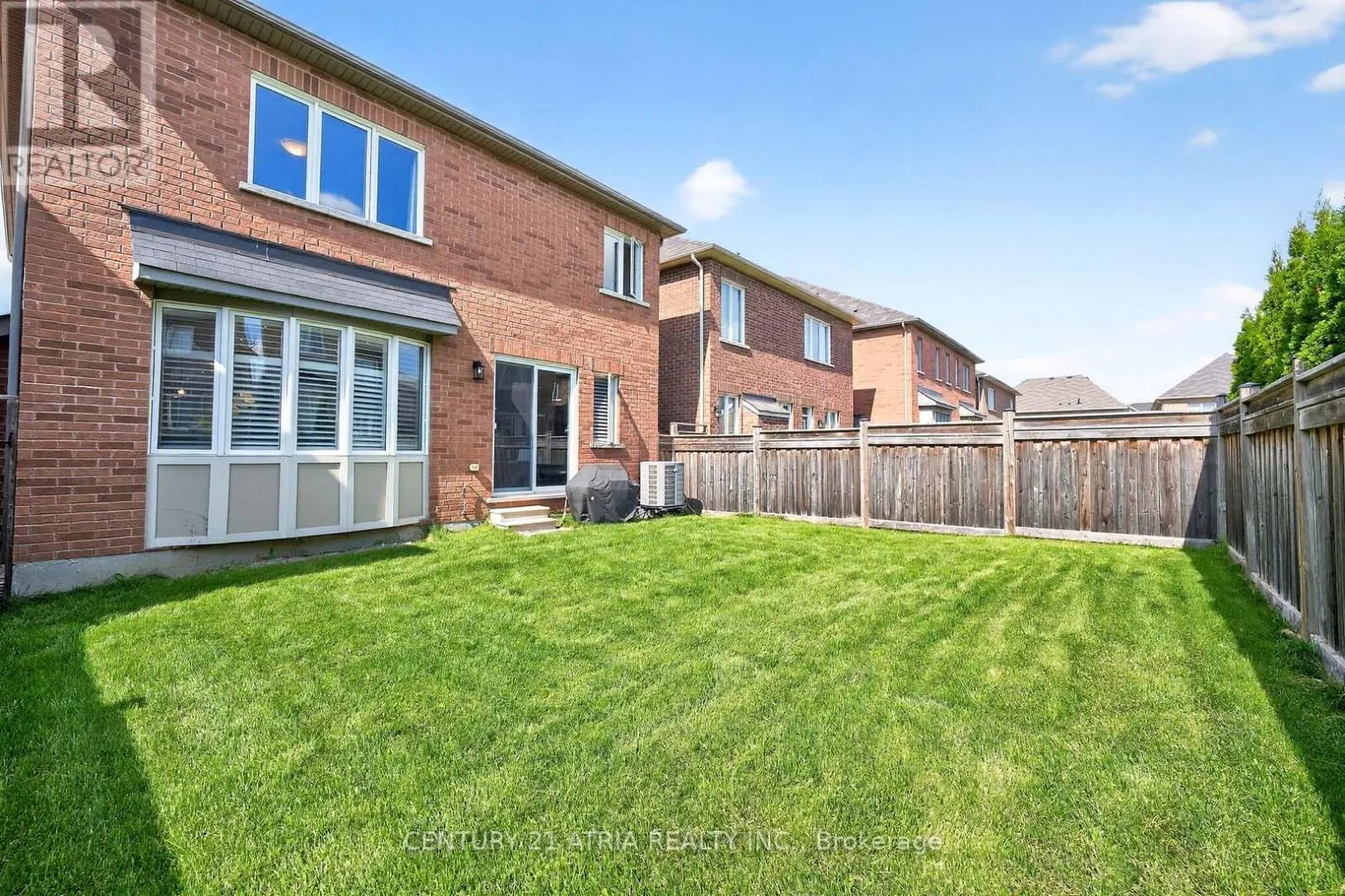 43 NOVAN CRESCENT