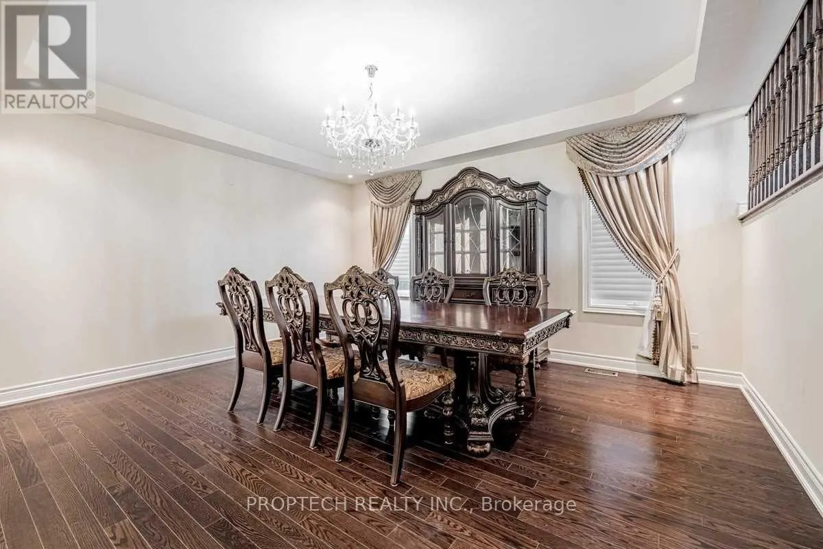 65 MAGDALAN CRESCENT