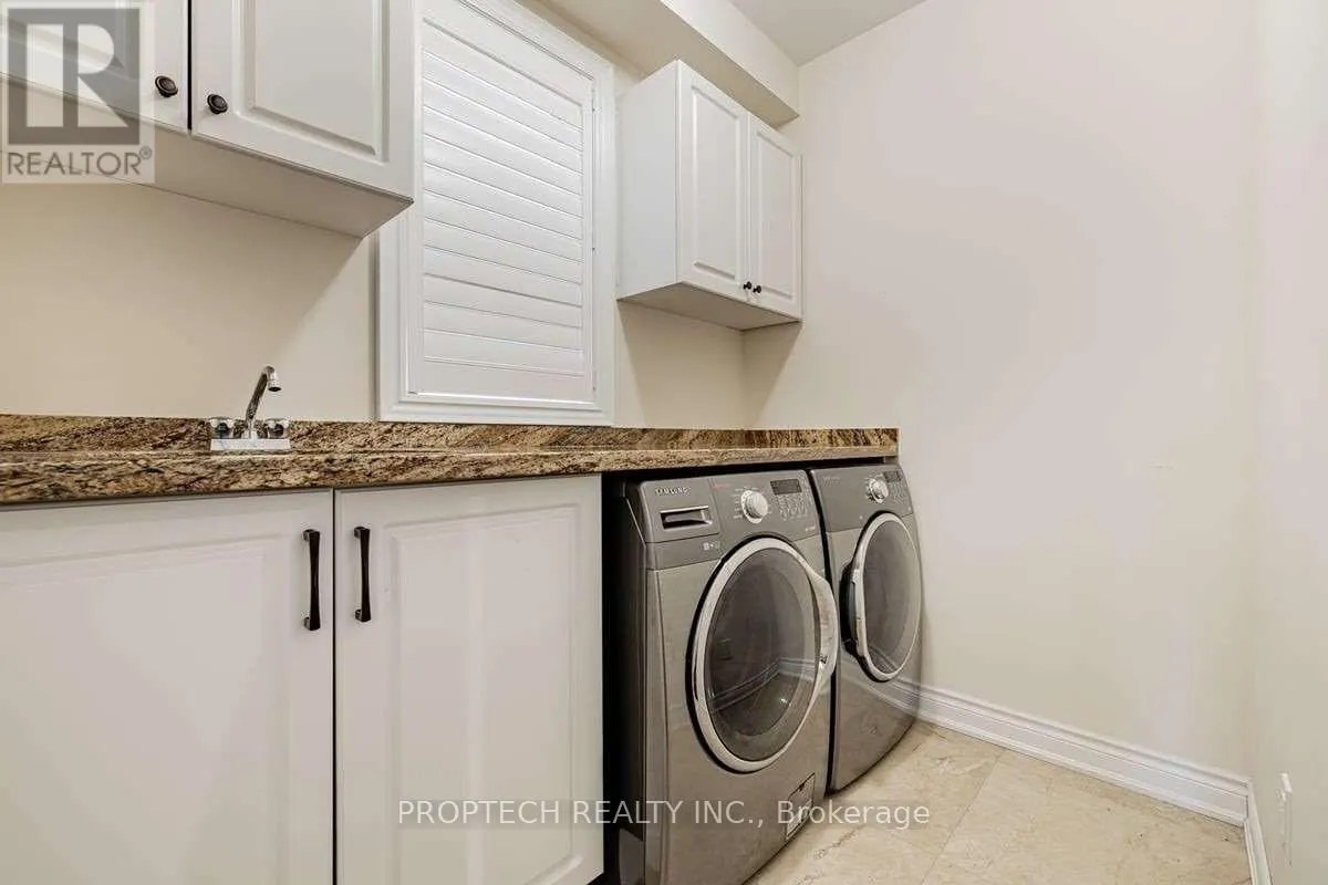 65 MAGDALAN CRESCENT