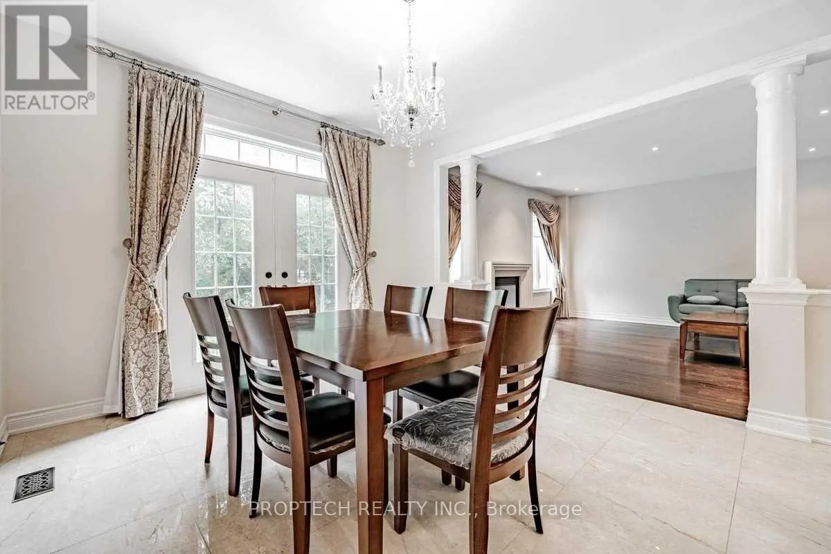 65 MAGDALAN CRESCENT