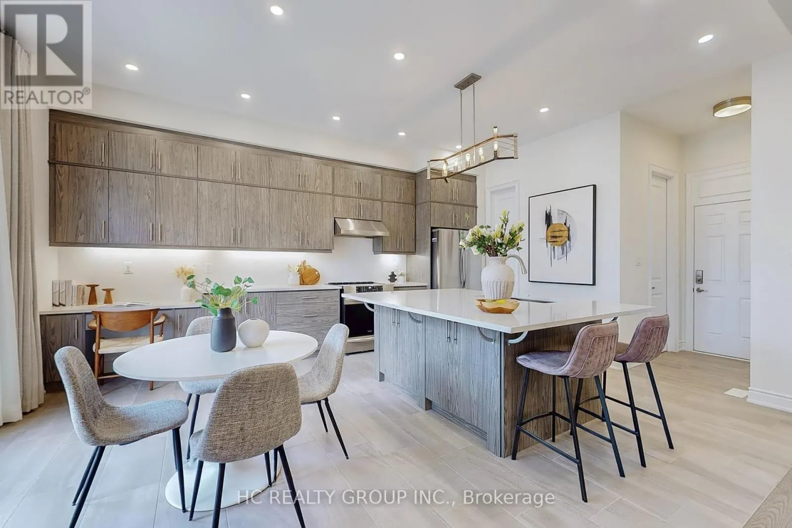 285 BEAVERBRAE DRIVE