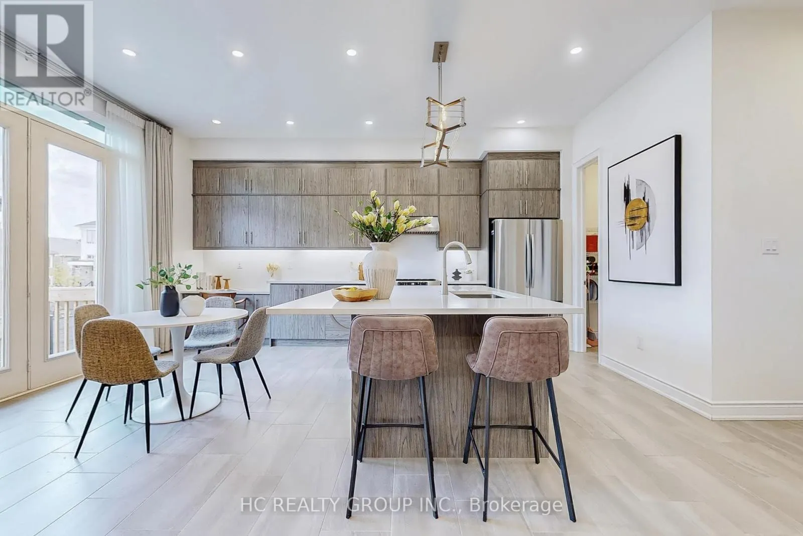 285 BEAVERBRAE DRIVE