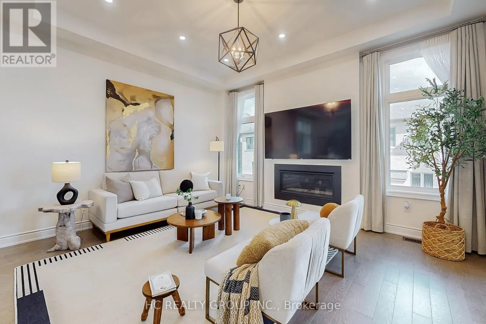 285 BEAVERBRAE DRIVE