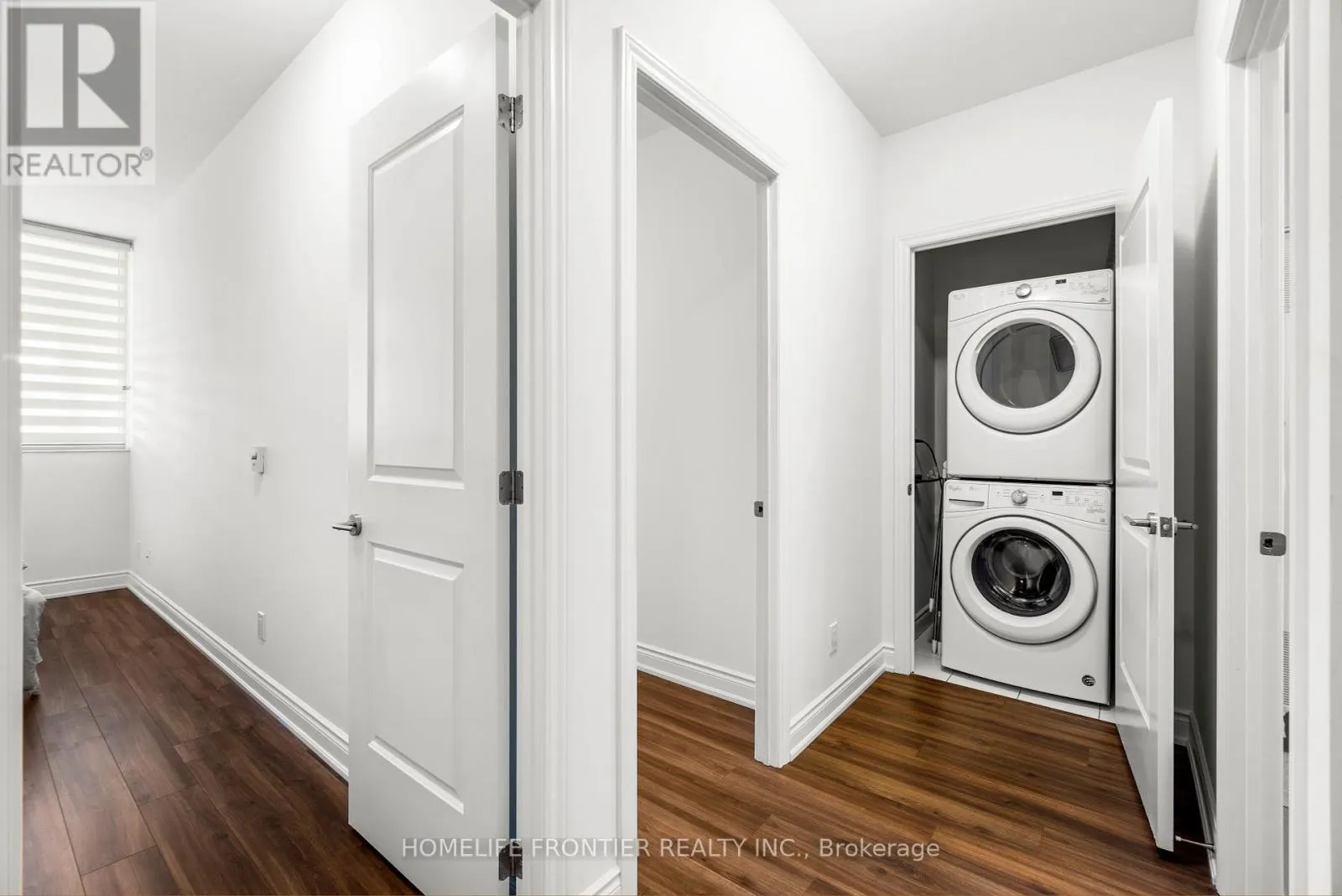 TH 102 - 9618 YONGE STREET