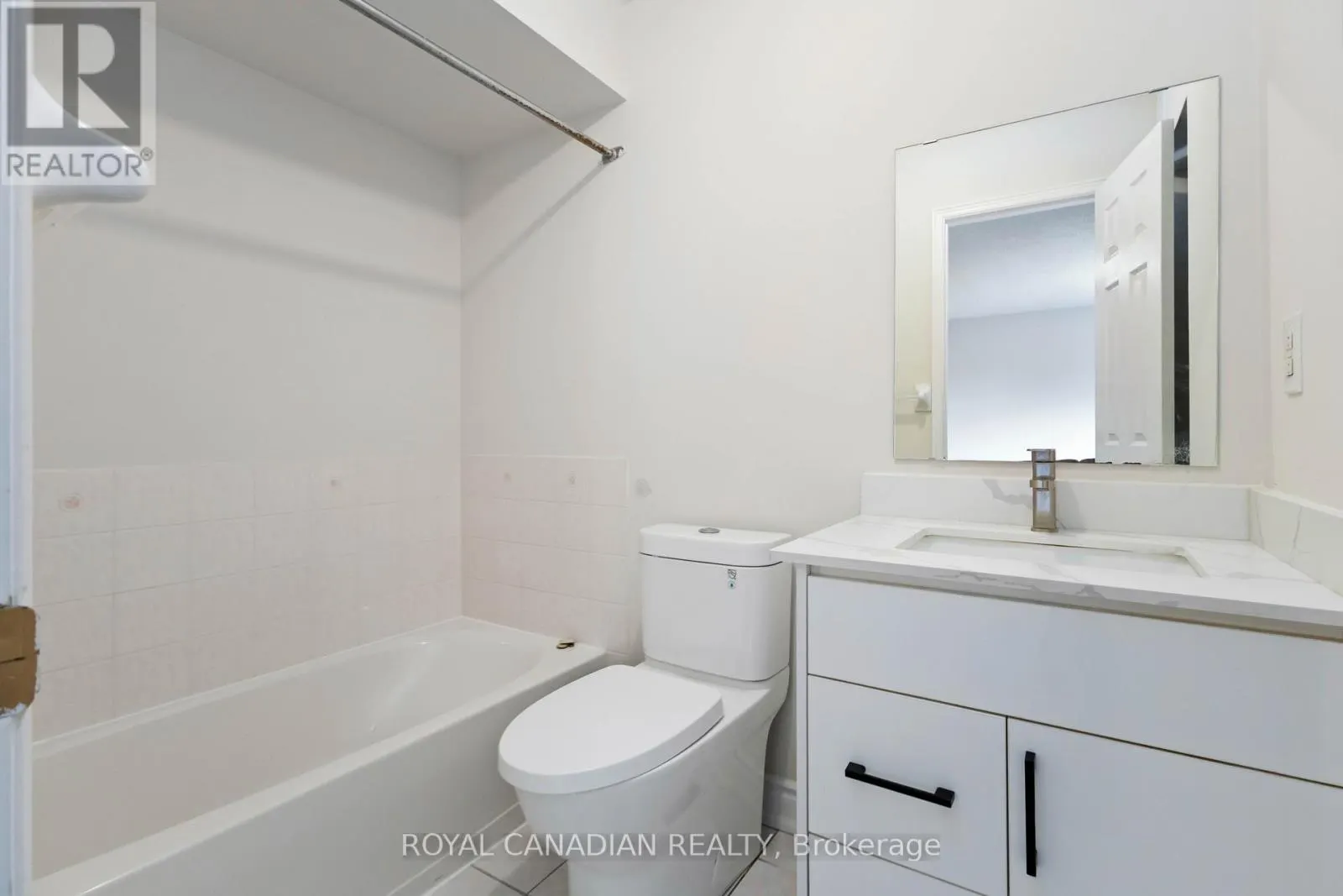 UPPER - 107 JOYCEDALE STREET