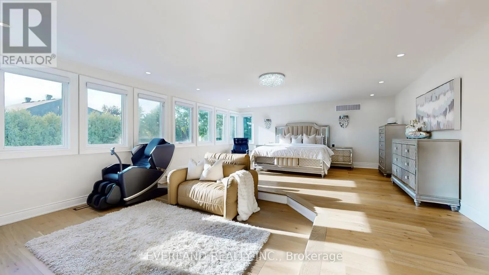 1109 SECRETARIATE ROAD
