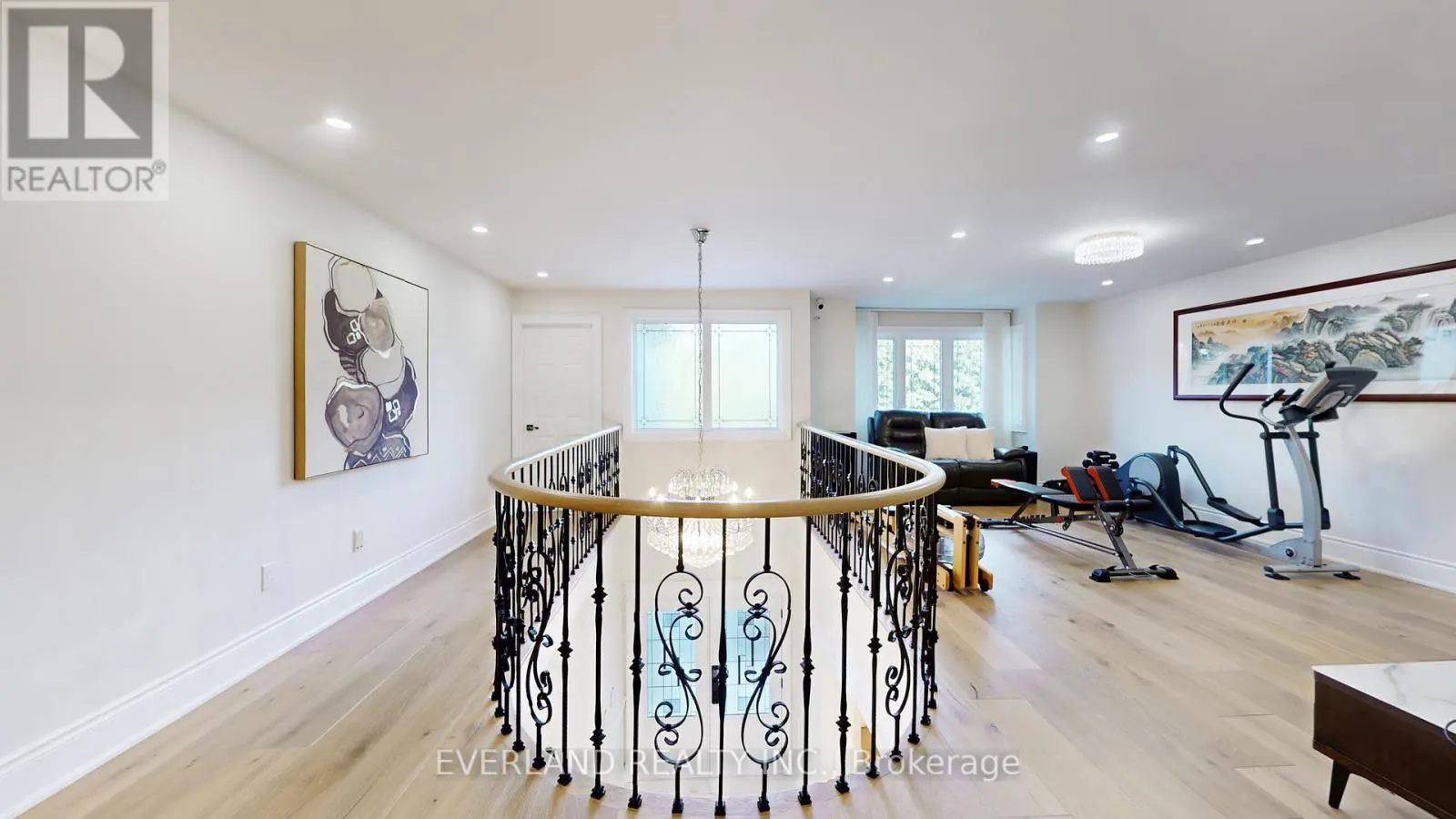 1109 SECRETARIATE ROAD