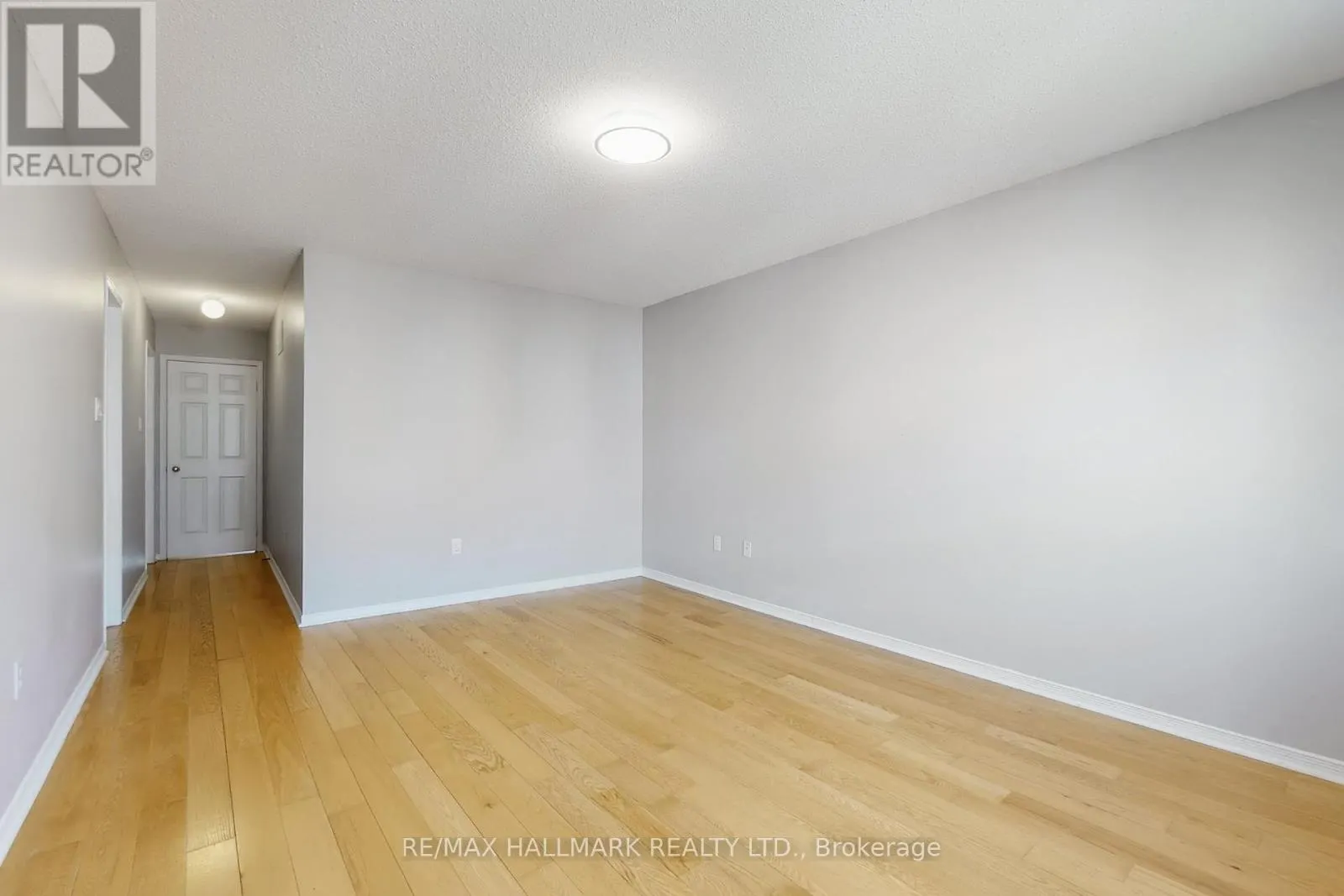 18 CATALPA CRESCENT