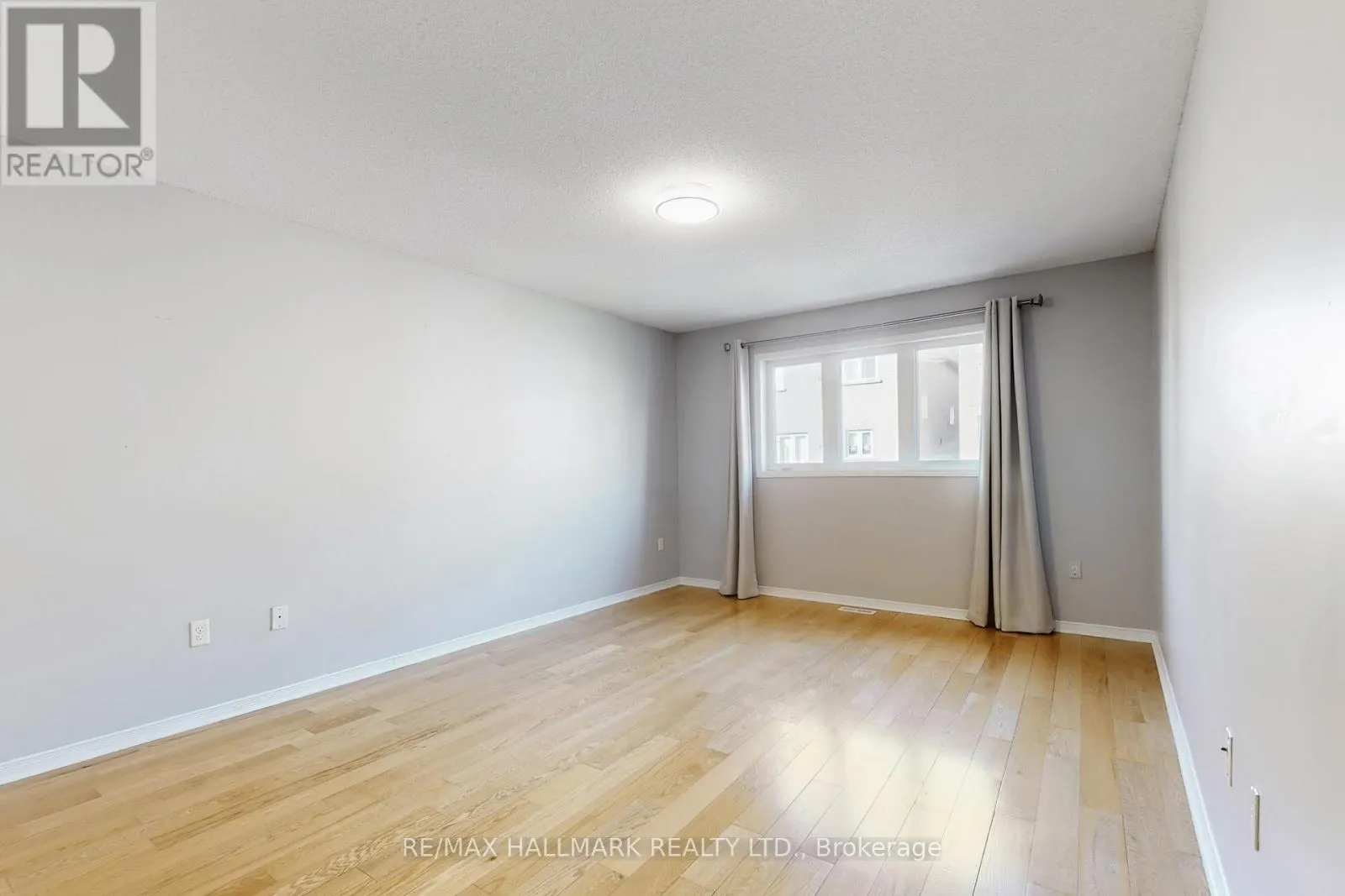 18 CATALPA CRESCENT