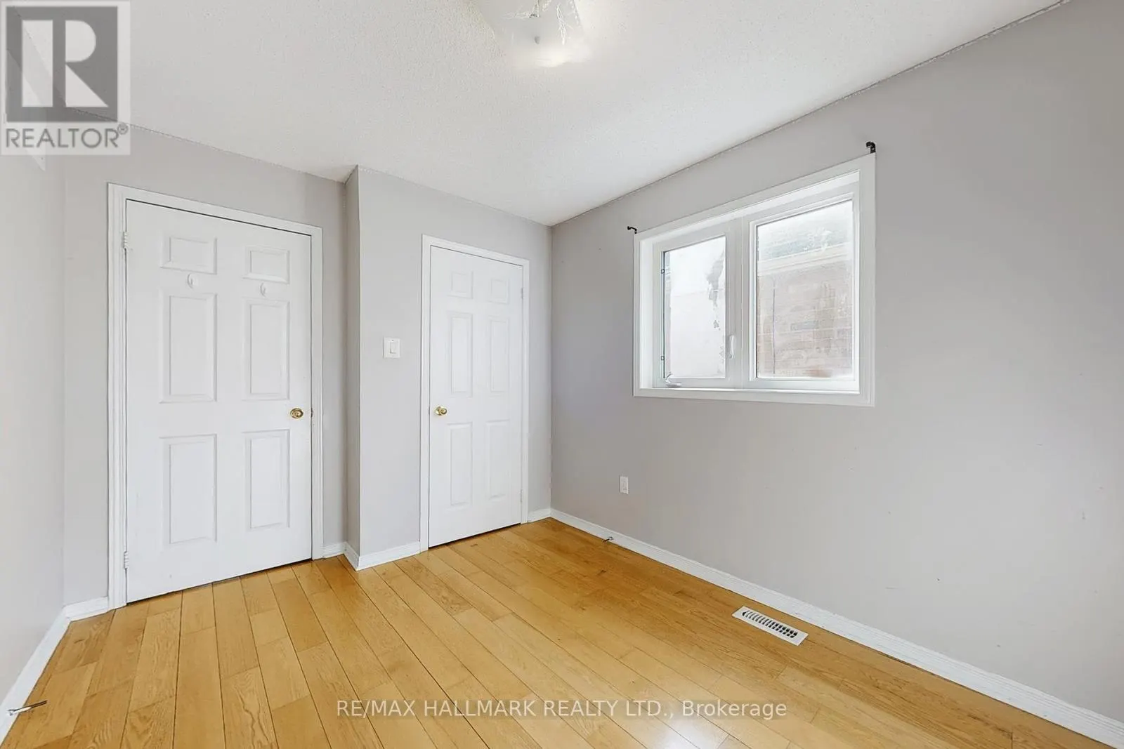 18 CATALPA CRESCENT