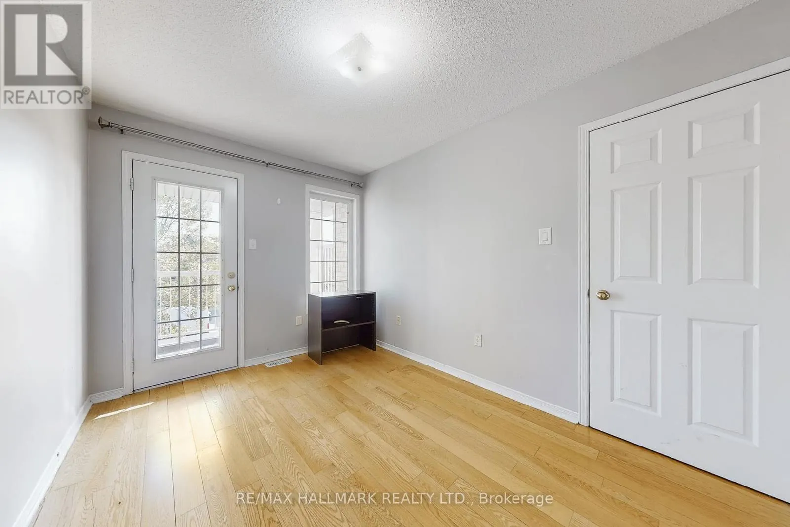 18 CATALPA CRESCENT