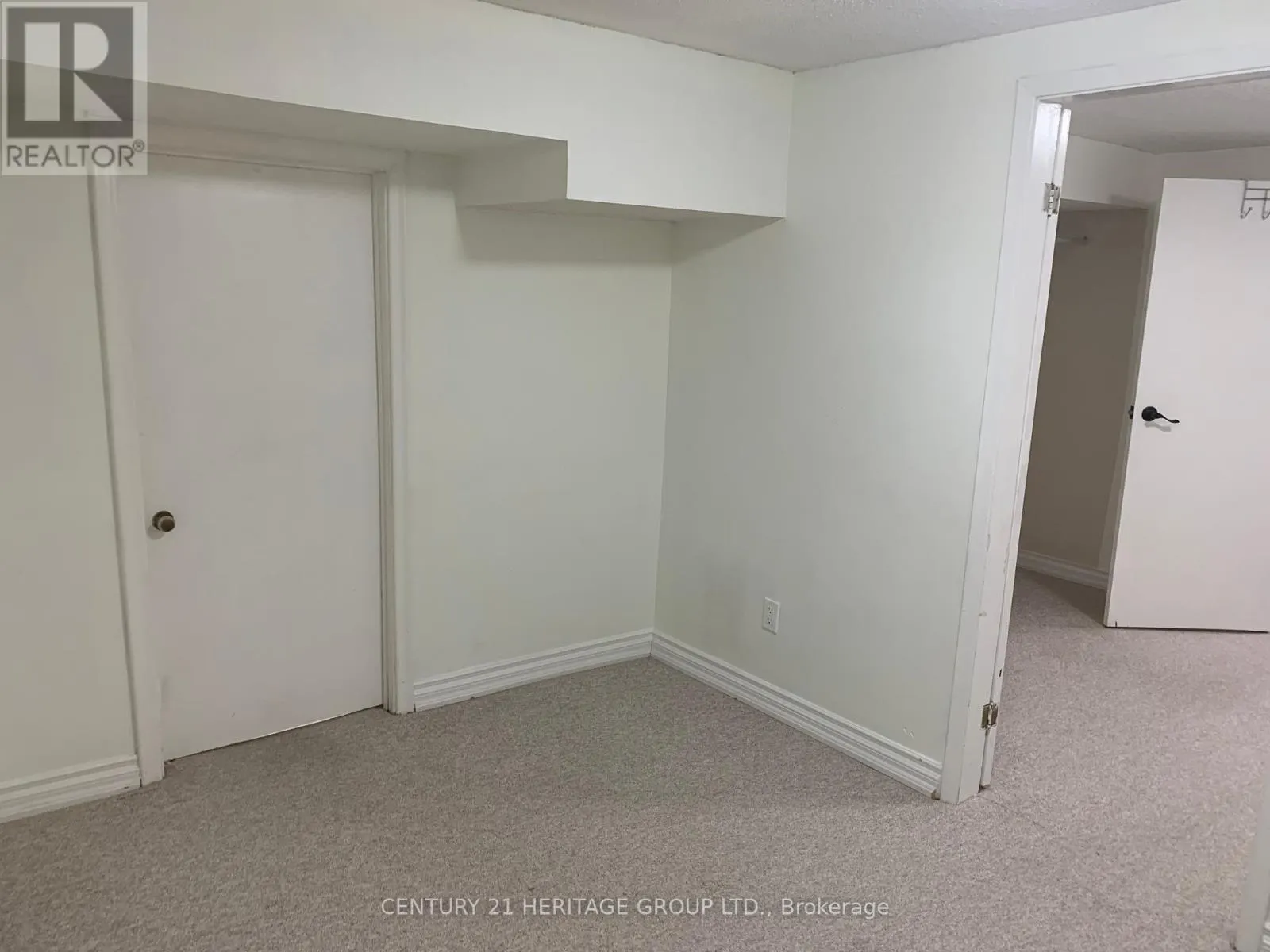 BASEMENT - 964 FERNDALE CRESCENT