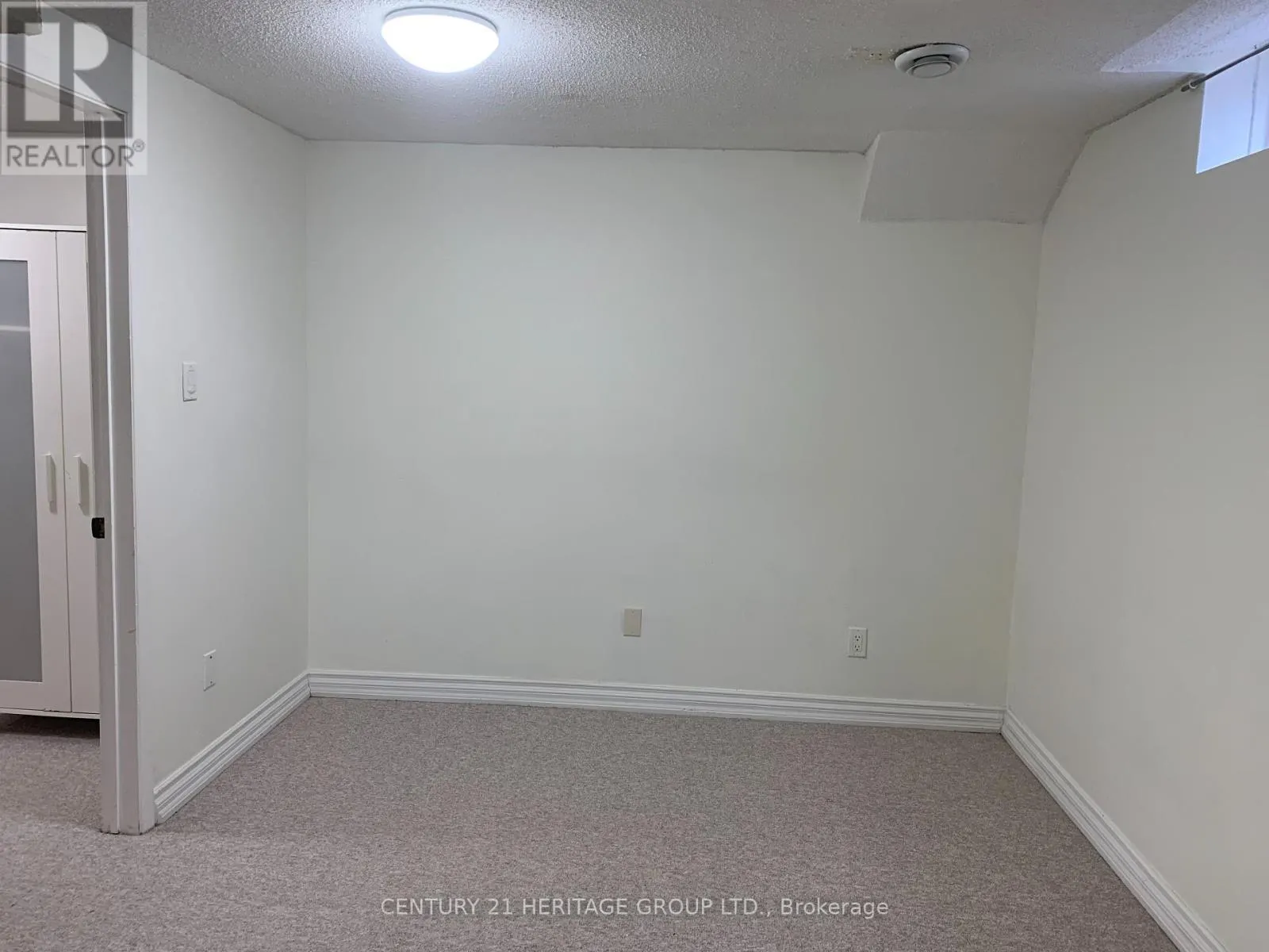 BASEMENT - 964 FERNDALE CRESCENT