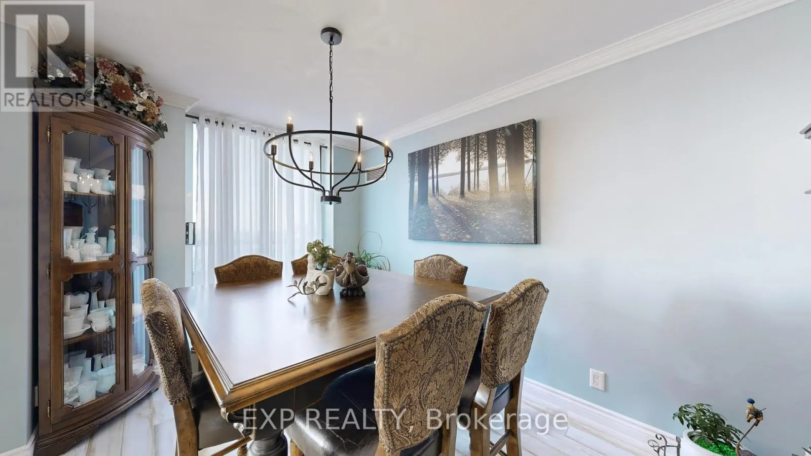 PH6 - 29 NORTHERN HEIGHTS DRIVE