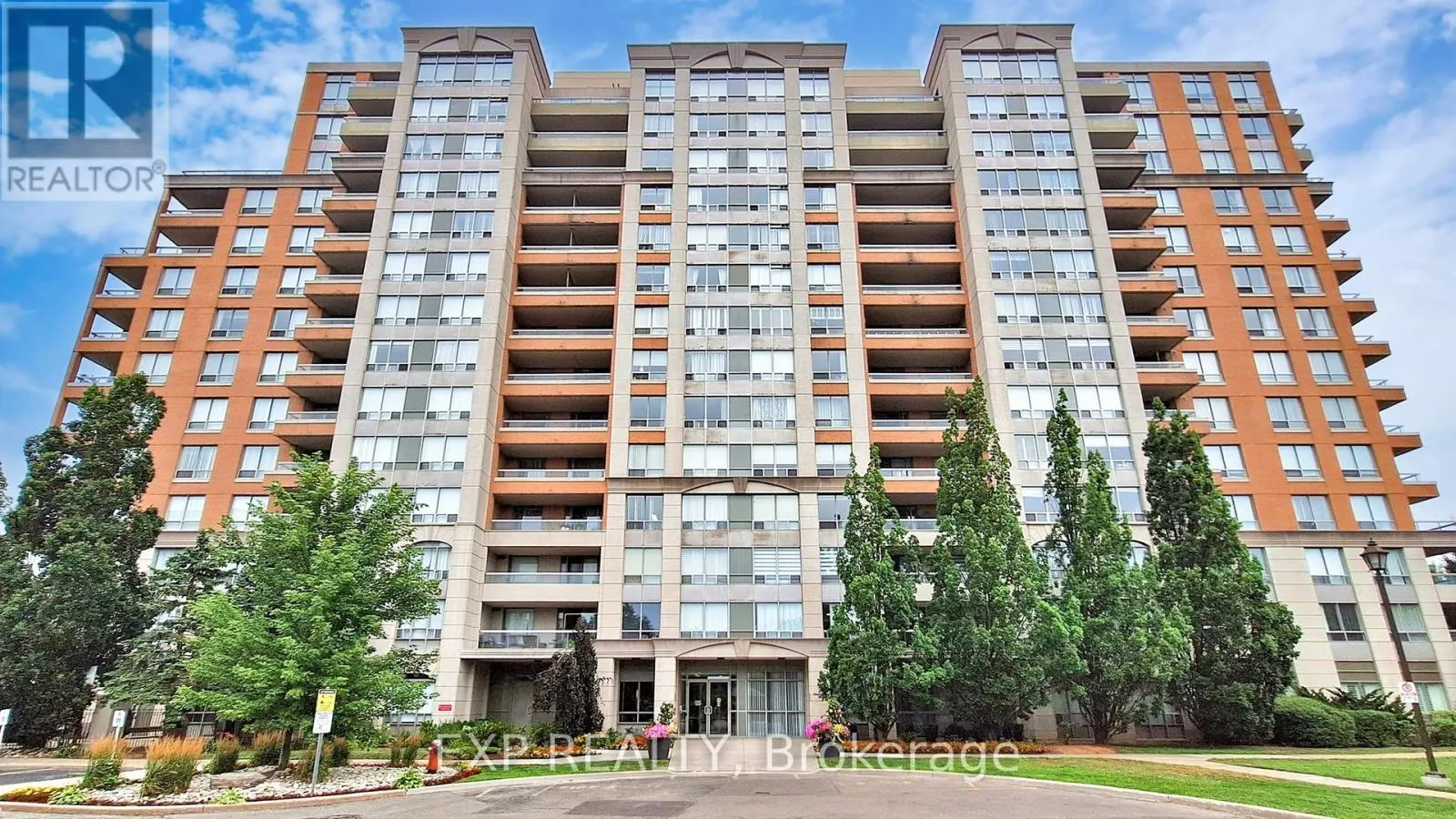 PH6 - 29 NORTHERN HEIGHTS DRIVE