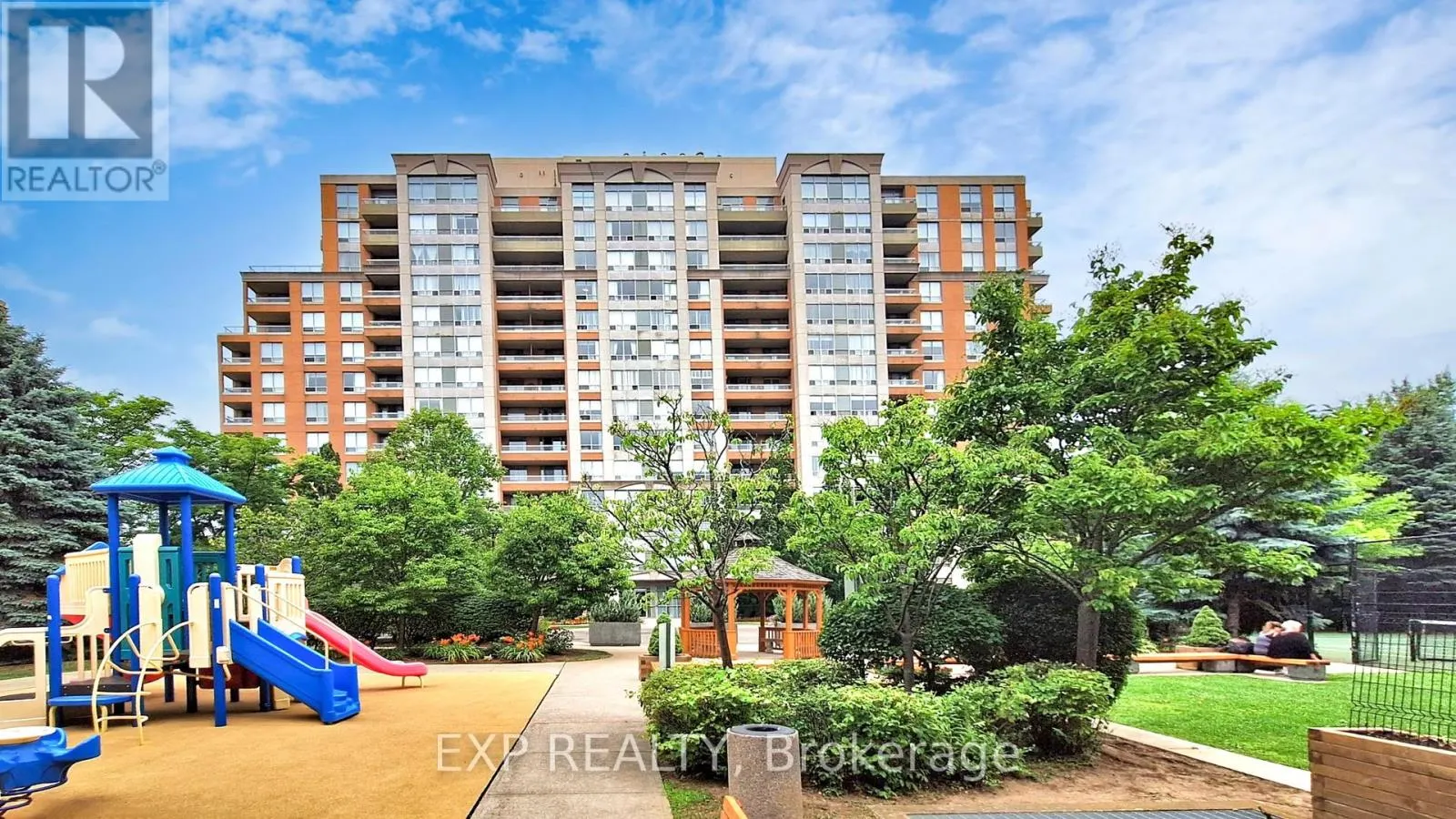 PH6 - 29 NORTHERN HEIGHTS DRIVE