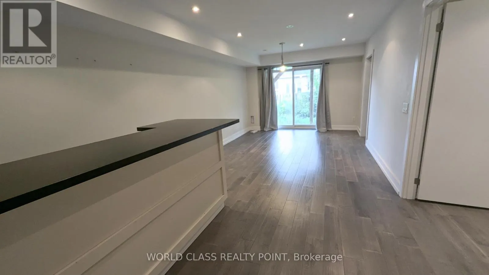 22 GESHER CRESCENT